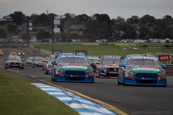 V8 SUPERCAR CHAMPIONSHIP SANDOWN