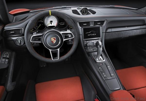 porsche_911_gt3_rs_6