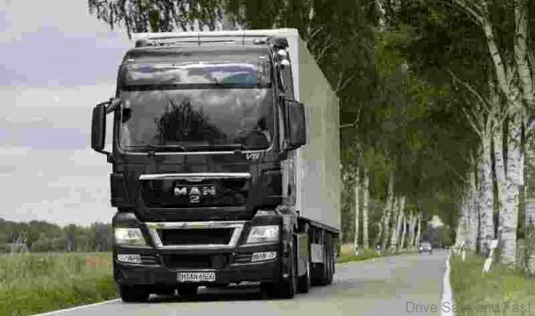 The most powerful series truck in Europe: With an engine power of 680 hp and all-round comfort fittings the MAN TGX V8 is the flagship of the new TGX range.  DE: Der staerkste Serien-Lkw Europas: Mit 680 PS Motorleistung und einer umfangreichen Komfortausstattung ist der MAN TGX V8 das Flaggschiff der neuen TGX-Baureihe. UK: The most powerful series truck in Europe: With an engine power of 680 hp and all-round comfort fittings the MAN TGX V8 is the flagship of the new TGX range. AT: Der staerkste Serien-Lkw Europas: Mit 680 PS Motorleistung und einer umfangreichen Komfortausstattung ist der MAN TGX V8 das Flaggschiff der neuen TGX-Baureihe. CH: Der staerkste Serien-Lkw Europas: Mit 680 PS Motorleistung und einer umfangreichen Komfortausstattung ist der MAN TGX V8 das Flaggschiff der neuen TGX-Baureihe.