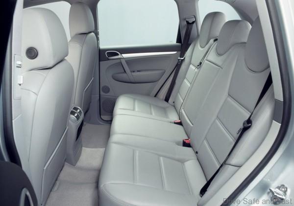 Porsche-Cayenne05