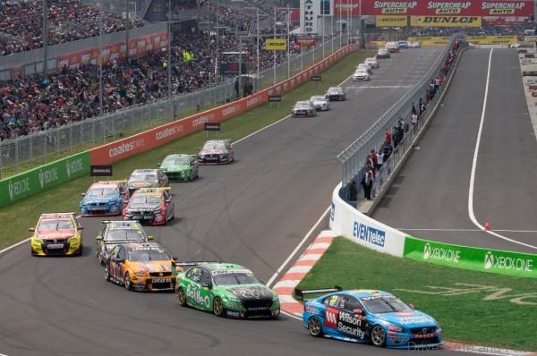 V8 SUPERCAR CHAMPIONSHIP BATHURST