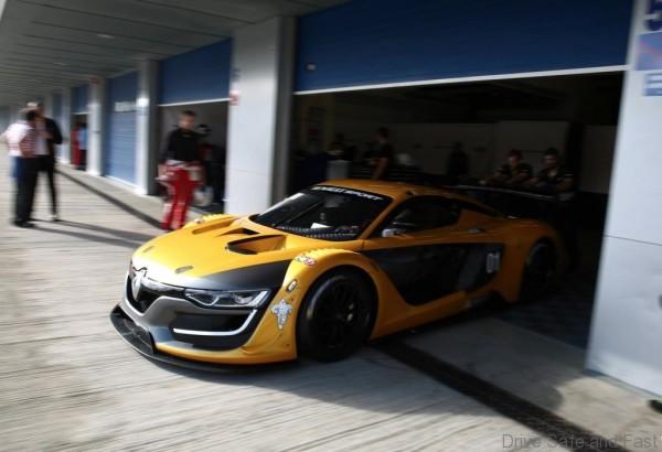 renaultsport-rs-01_3