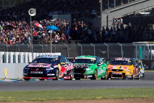 V8 SUPERCAR CHAMPIONSHIP NEW ZEALAND