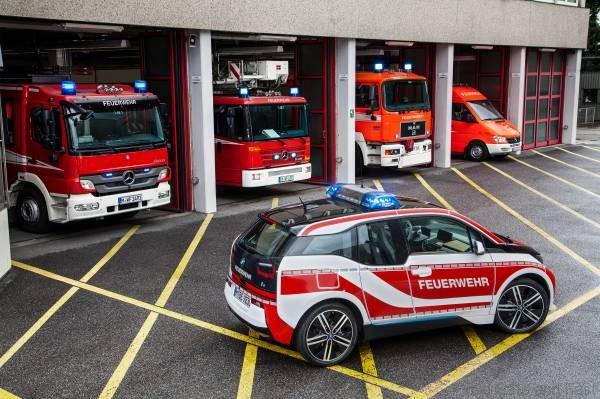 BMW i3 Fire Service  (1)