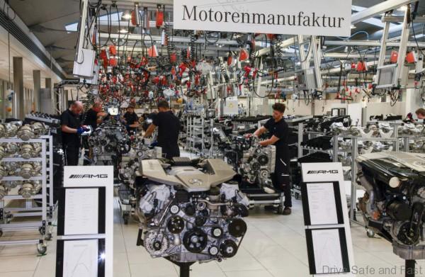 Motorenmanufaktur in Affalterbach: V12-Montagelinie