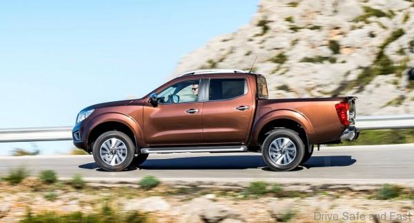 Nissan-NP300_Navara_3