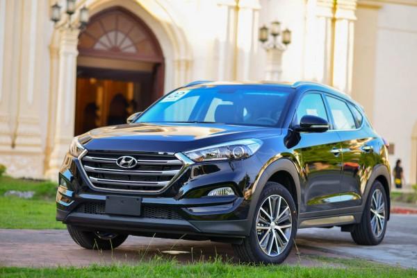 Tucson in front of the church