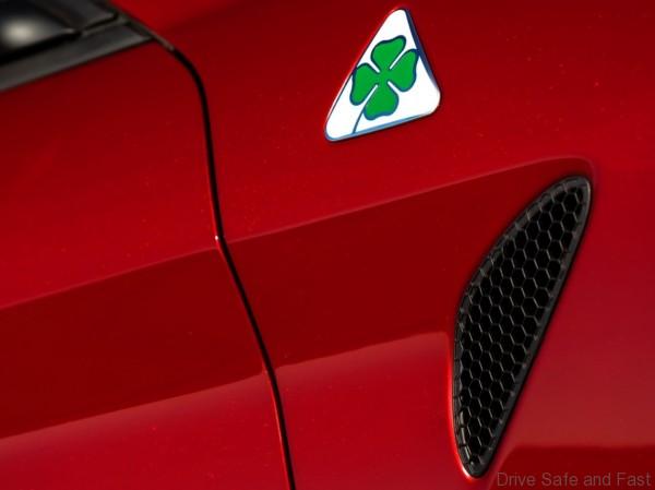 alfa_romeo_giulia_quadrifoglio_12