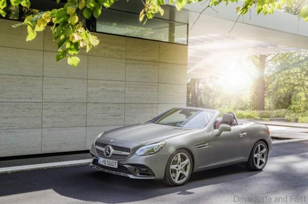 Mercedes-Benz SLC 300, designo cerrusitgrau magno, AMG Line Mercedes-Benz SLC 300, designo cerrusit grey magno, AMG Line