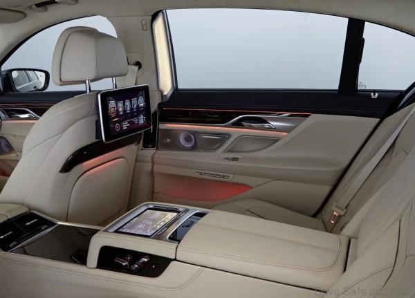 bmw_7-series_12