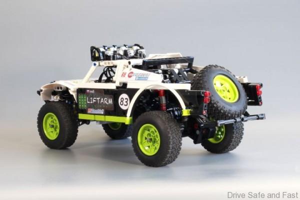 lego-trophy-truck-double-trouble3