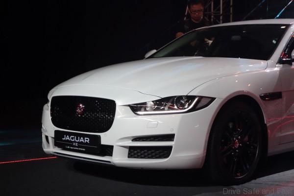 Jaguar-XE-3