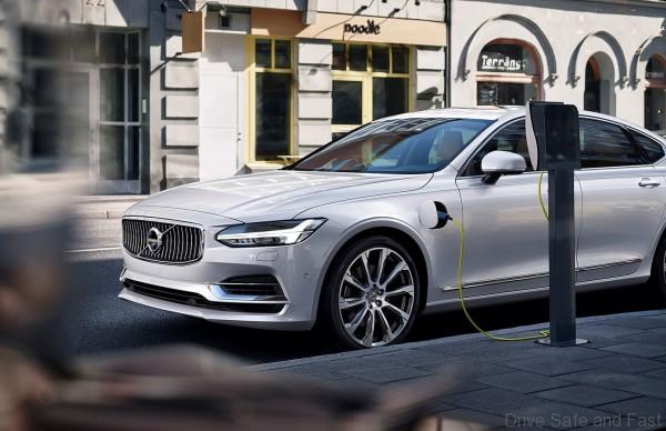 volvo_s90_1