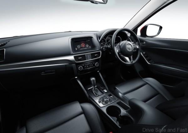 CX5 FL interior