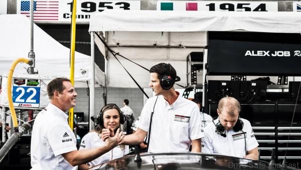 Porsche 911 GT3 R ‘Black Magic’10 (2)