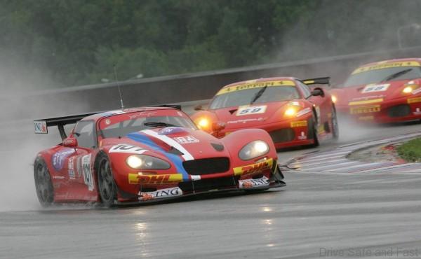 alfa-romeo-classic-racing-car-2