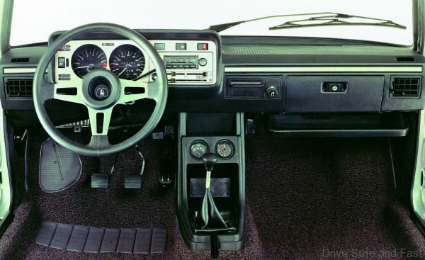 volkswagen_scirocco_1975_7