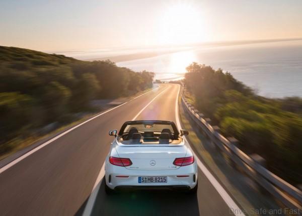 Mercedes-Benz-C63_AMG_Cabriolet_2017_1024x768_wallpaper_12