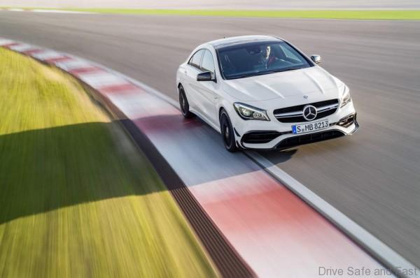 Mercedes-AMG CLA 45  Coupé; C117; 2016 Exterieur: Diamantweiß, AMG Aerodynamic-Paket; Interieur: Schwarz, Performance Sitze; Kraftstoffverbrauch (l/100 km) innerorts/außerorts/kombiniert:  9,2/5,6/6,9 CO2-Emissionen kombiniert: 162 g/km Exterior: diamond white, AMG Aerodynamics package; interior: black, performance seats; Fuel consumption (l/100 km) urban/exurban/combined:   9.2/5.6/6.9 combined CO2 emissions:  162 g/km