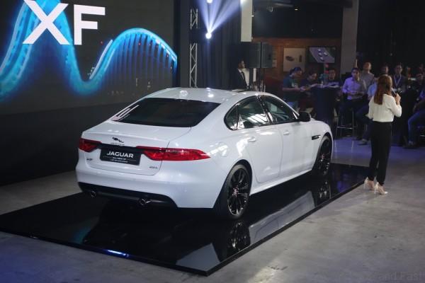 Jaguar-XF-17