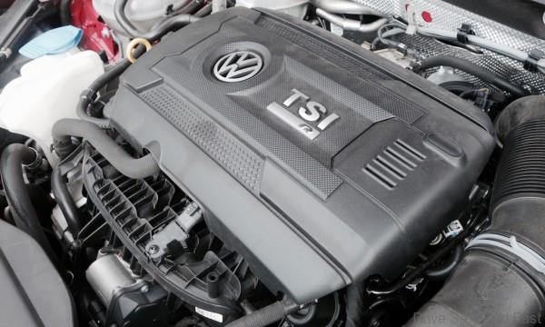 Volkswagen-Golf-R - 3