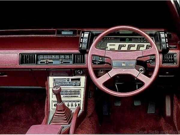 mitsubishi_starion_1985_5
