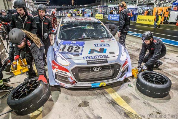 Hyundai i30 2L Turbo 2