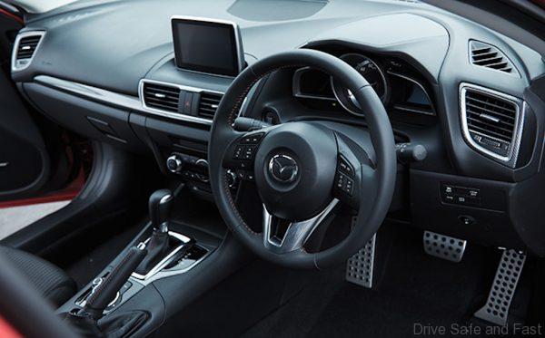 Mazda-Axela-5
