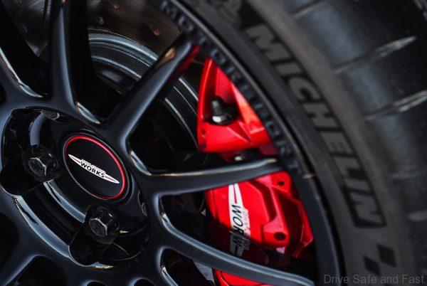 mini_cooper_jcw_challenge_8