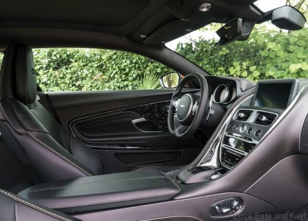 aston_martin_db11_7