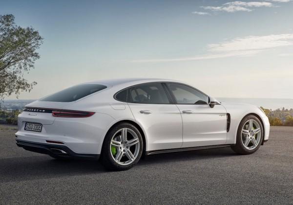 porsche-panamera_4_e-hybrid-2017-1280-03