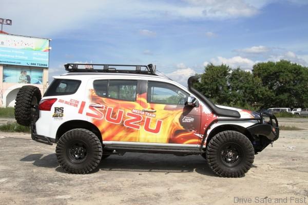 the-isuzu-mu-x-monster-is-set-for-its-debut-in-borneo-safari-2016