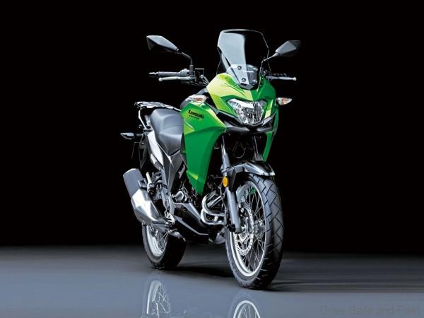 kawasaki-versys-x300-02