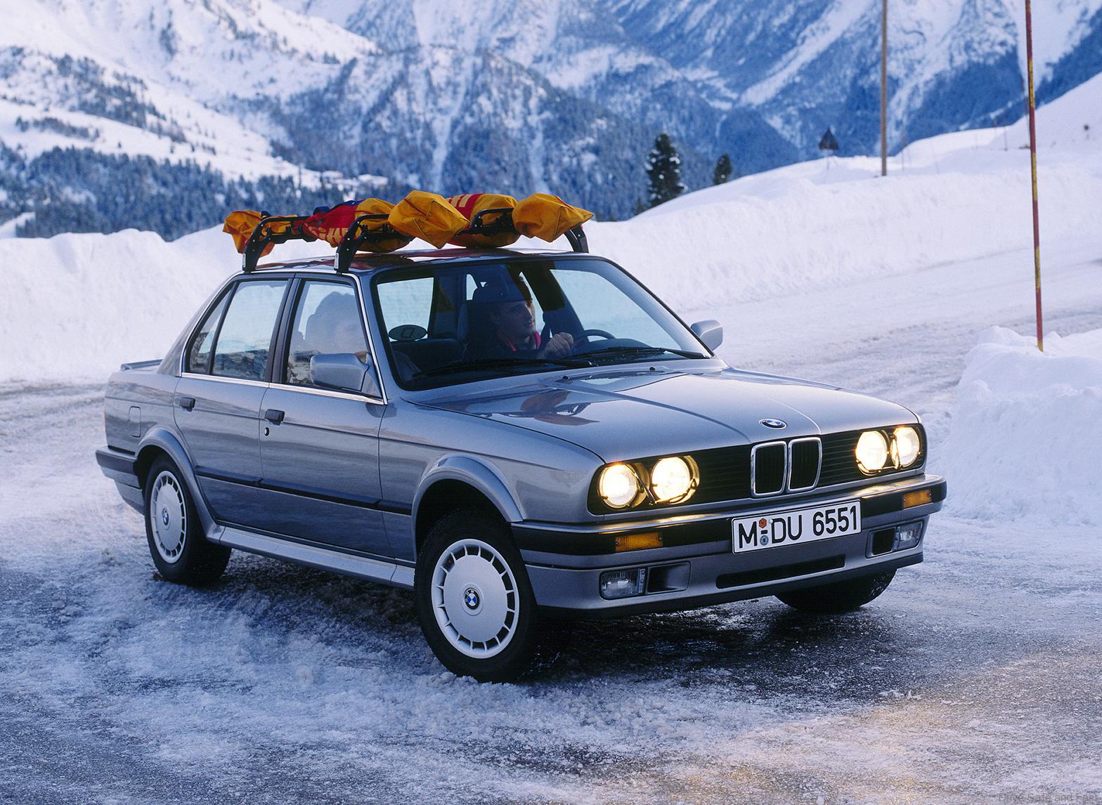Many still want to own a BMW E30 sedan or coupe today | DSF.my