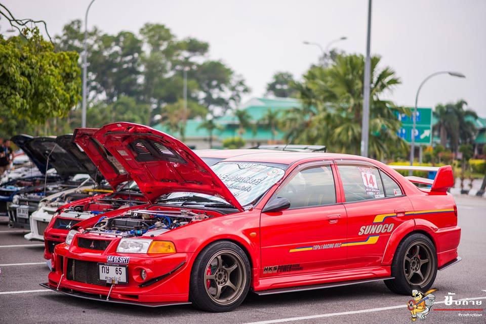 Mitsubishi Evolution owners from Thailand & Malaysia meet 