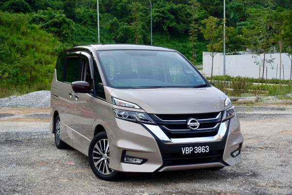 Nissan serena hybrid