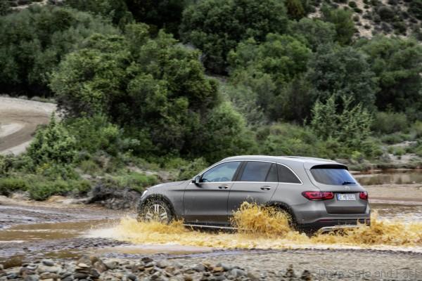Facelift Mercedes-Benz GLC off-road