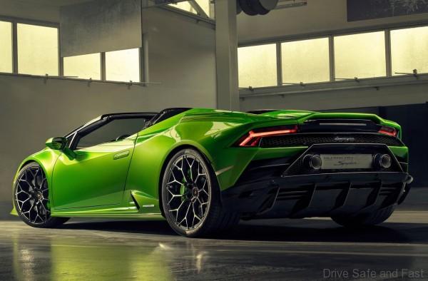 Huracán Evo Spyder LP 640-4 rear