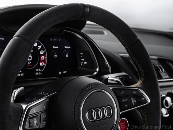 Audi R8 Decennium edition  steering