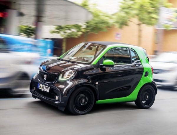 This image has an empty alt attribute; its file name is Smart-fortwo_electric_drive-600x458.jpg