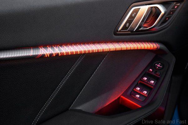 BMW M235i xDrive Gran Coupe mood lighting
