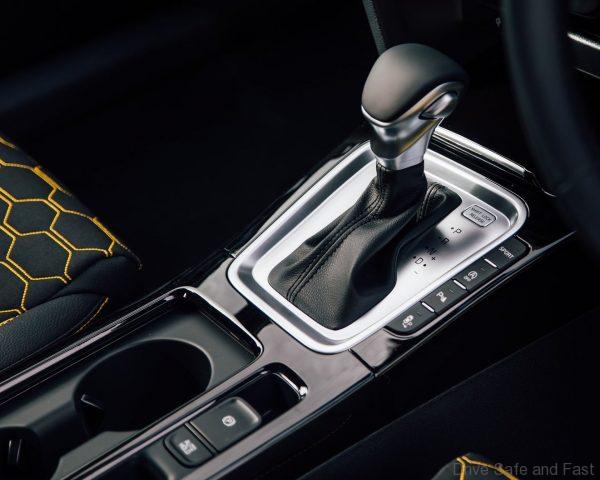 Kia XCeed gear shift