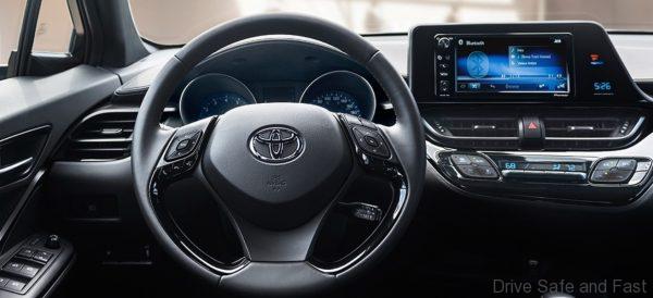 Toyota C-HR 2020 cabin