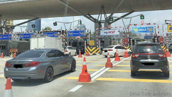 Malaysian Motorists Rage Over Non-Functional RFID Lanes