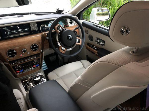 Rolls Royce Phantom 2019 interior