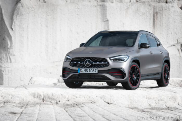 Mercedes-Benz GLA Front