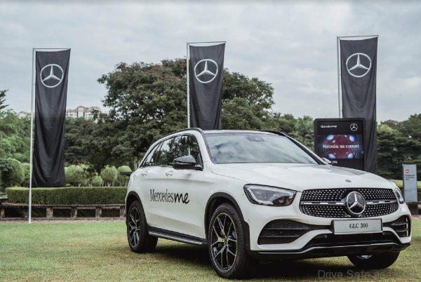 Mercedes-Benz GLC 300 4MATIC Front