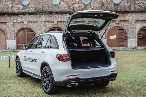 Mercedes-Benz GLC 300 4MATIC Boot open