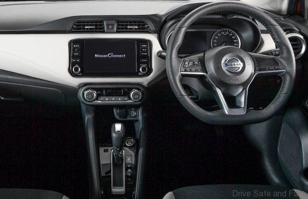 Nissan Almera 2020_dashboard