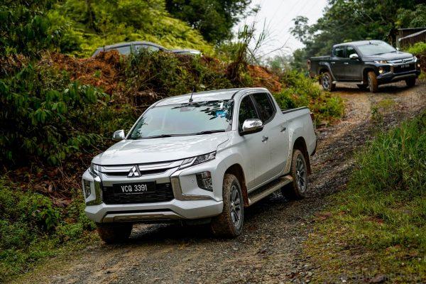Mitsubishi Triton Mivec Pickup Truck 2020_offroad